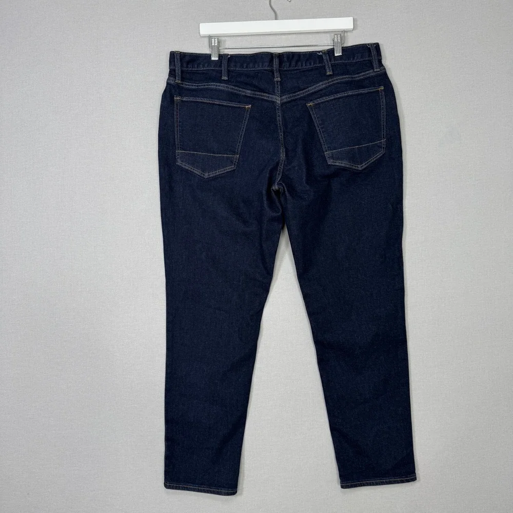 Banana Republic Athletic Travel Jeans Mens 38x32 Blue Indigo Wash Denim Basic